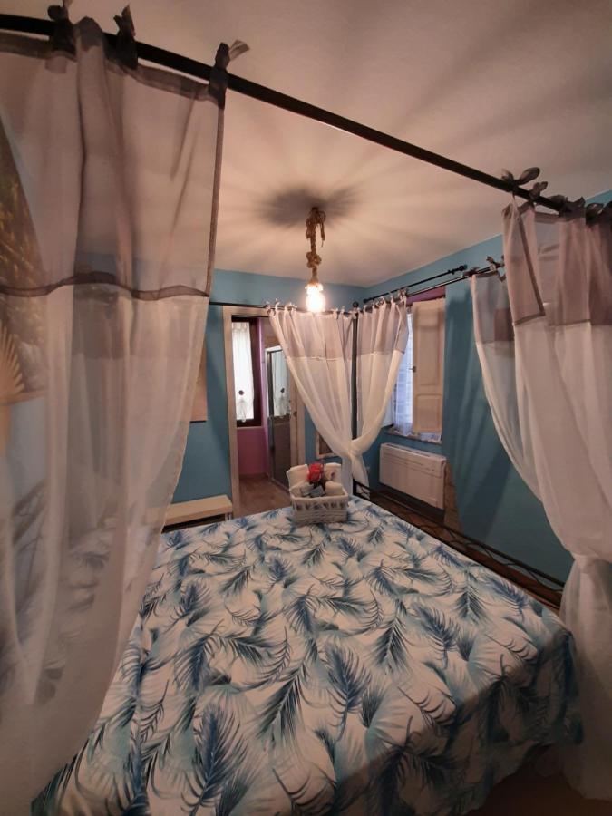 Casa Graci Hotell Bosa Eksteriør bilde
