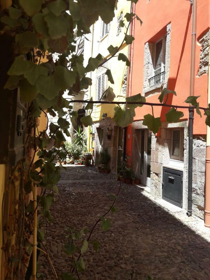 Casa Graci Hotell Bosa Eksteriør bilde
